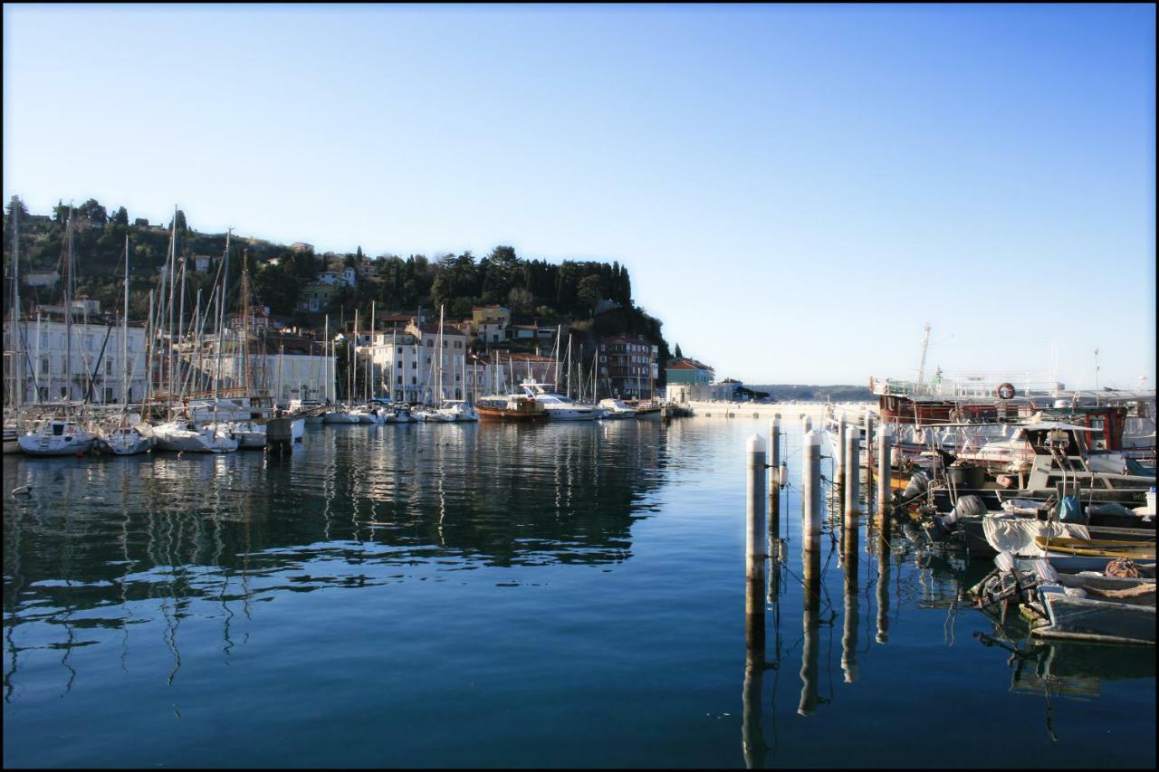 Casa Vacanze Enjoy Pirano ภายนอก รูปภาพ
