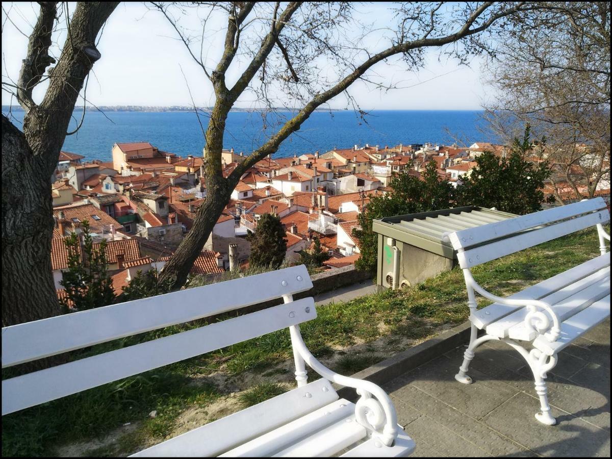 Casa Vacanze Enjoy Pirano ภายนอก รูปภาพ
